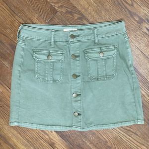 Altar’d State Women’s Button Up Olive Green Mini Skirt Size Small With Pockets